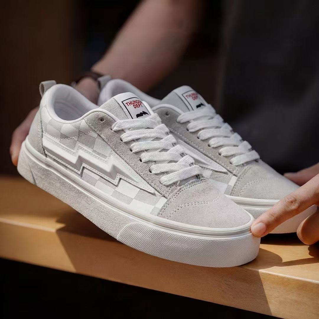 Fashion Comfortable Mesh Shoes - огляд і ціна Anti Loop Rubber